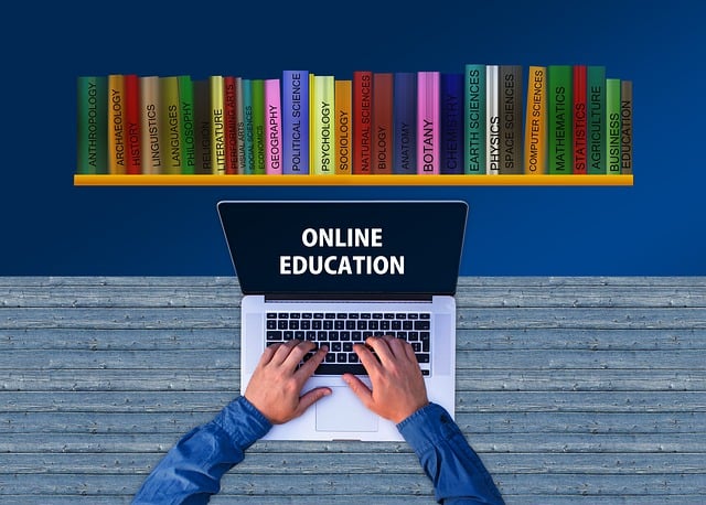 teaching-5612761_640